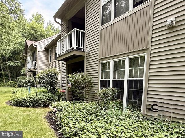 303-A HARWOOD CT, Mount Laurel, NJ 08054
