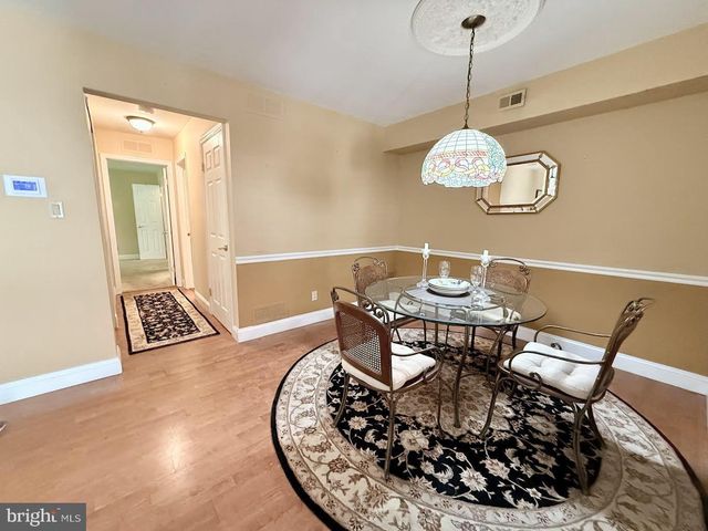 303-A HARWOOD CT, Mount Laurel, NJ 08054