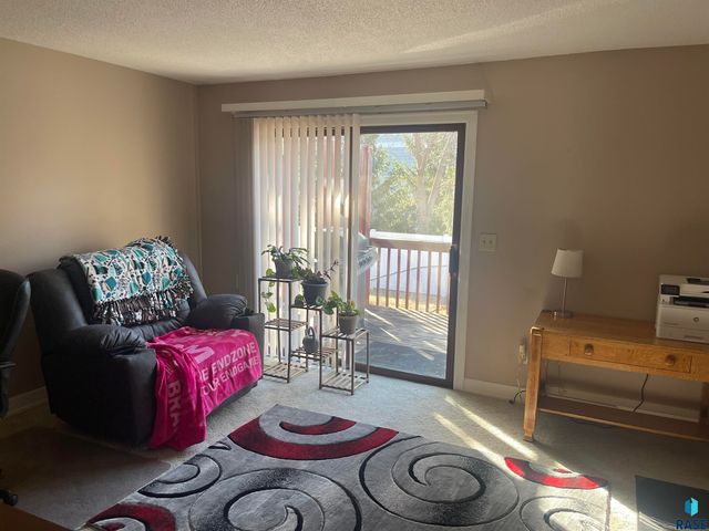 2813 E Klondike Trl Trail, Sioux Falls, SD 57103