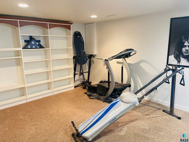 2813 E Klondike Trl Trail, Sioux Falls, SD 57103