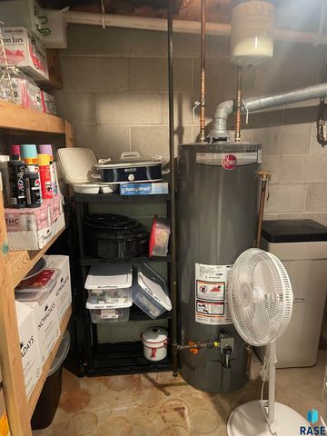 2813 E Klondike Trl Trail, Sioux Falls, SD 57103