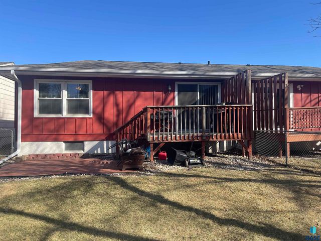 2813 E Klondike Trl Trail, Sioux Falls, SD 57103