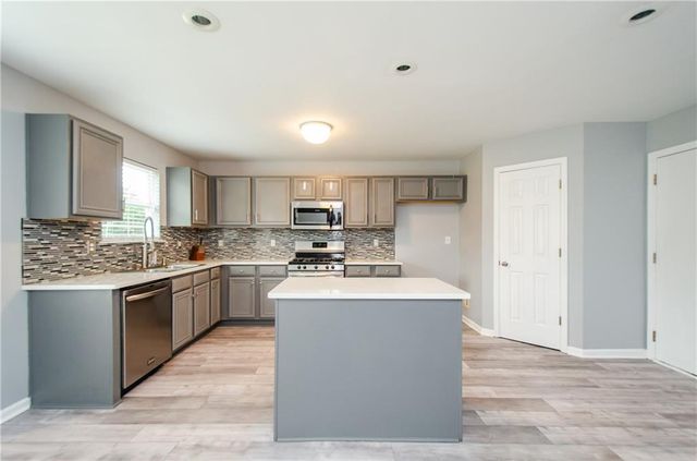 930 Buckingham Cove, Fairburn, GA 30213