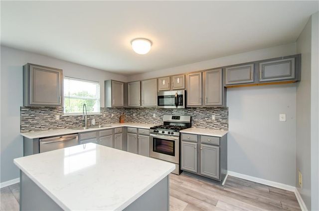 930 Buckingham Cove, Fairburn, GA 30213