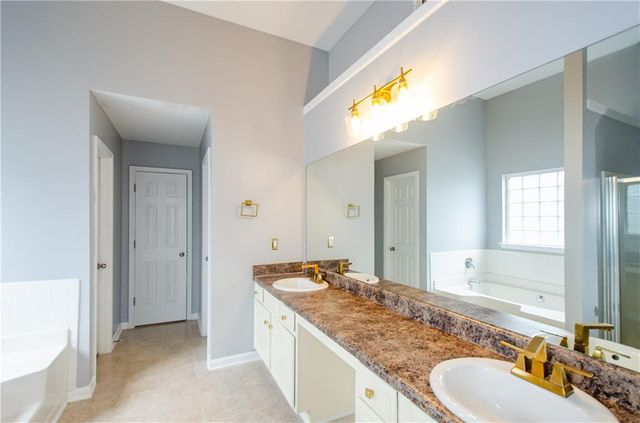 930 Buckingham Cove, Fairburn, GA 30213