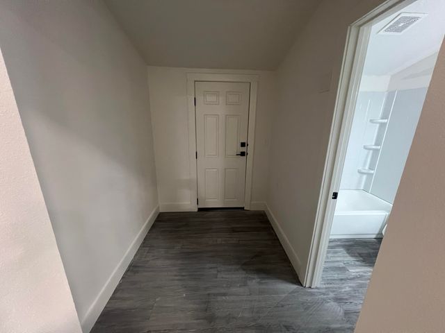 1740 W Olive Street, Springfield, MO 65802