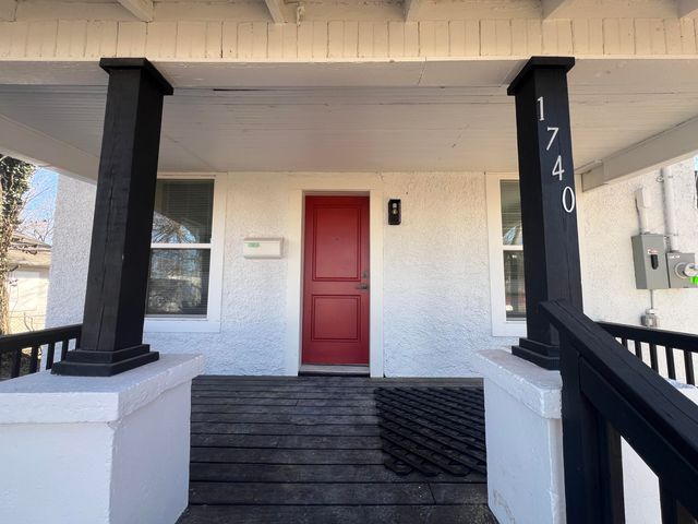 1740 W Olive Street, Springfield, MO 65802