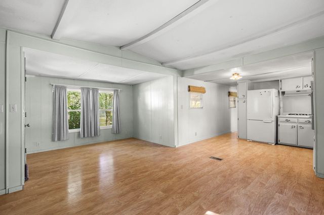 7059 Marie Lane, Anderson, CA 96007