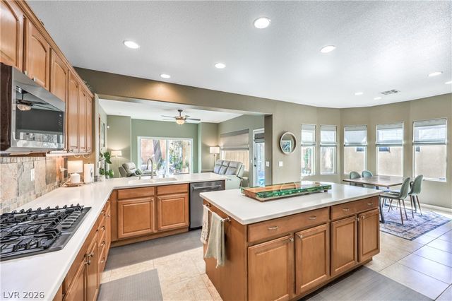 8908 Martin Downs Place, Las Vegas, NV 89131