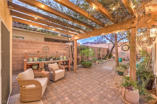 8908 Martin Downs Place, Las Vegas, NV 89131