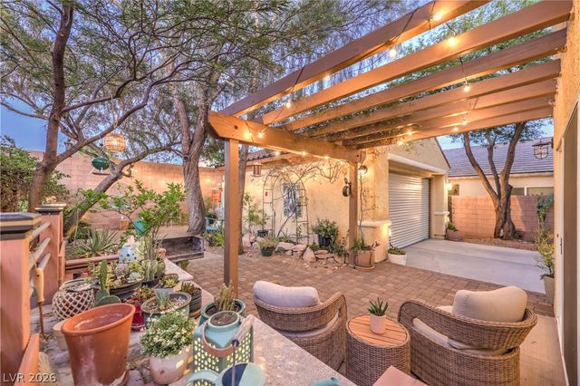 8908 Martin Downs Place, Las Vegas, NV 89131