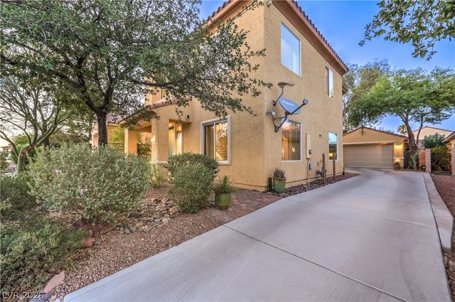 8908 Martin Downs Place, Las Vegas, NV 89131