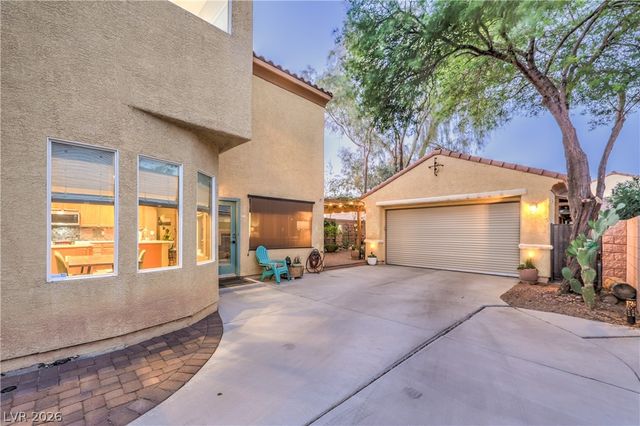 8908 Martin Downs Place, Las Vegas, NV 89131