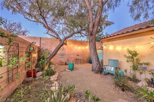8908 Martin Downs Place, Las Vegas, NV 89131