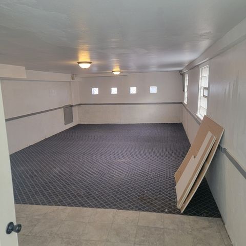 16444 Wolcott Avenue, Markham, IL 60428