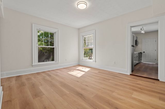 16 Lafayette St 2, Wakefield, MA 01880