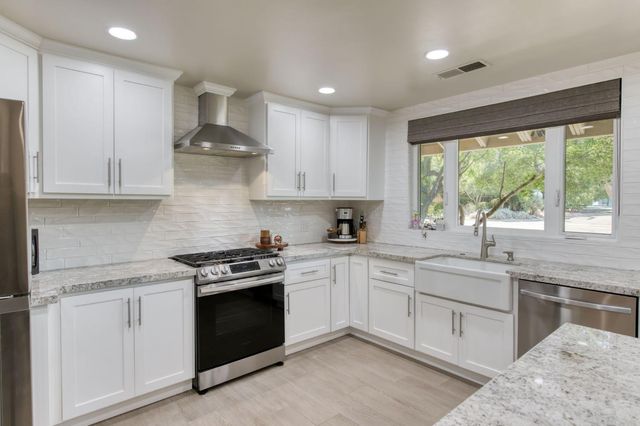 1506 W Browning Avenue, Fresno, CA 93711