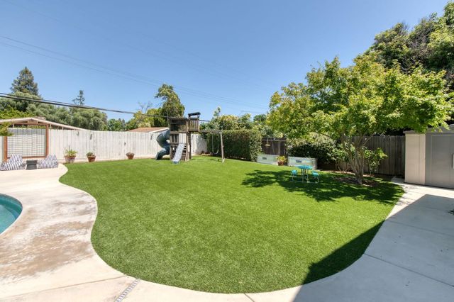 1506 W Browning Avenue, Fresno, CA 93711