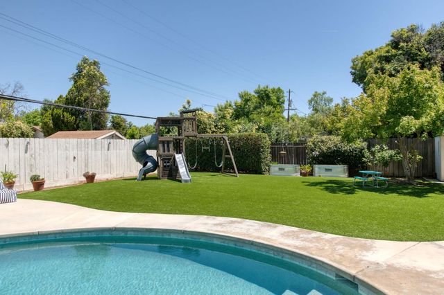 1506 W Browning Avenue, Fresno, CA 93711