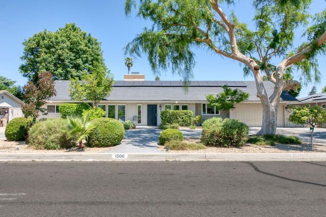 1506 W Browning Avenue, Fresno, CA 93711