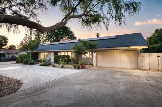 1506 W Browning Avenue, Fresno, CA 93711