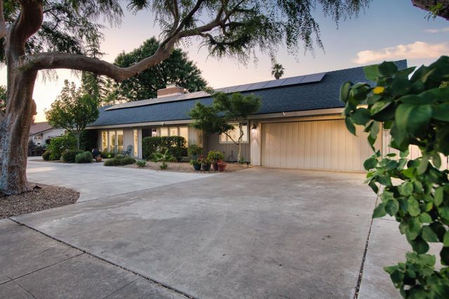 1506 W Browning Avenue, Fresno, CA 93711