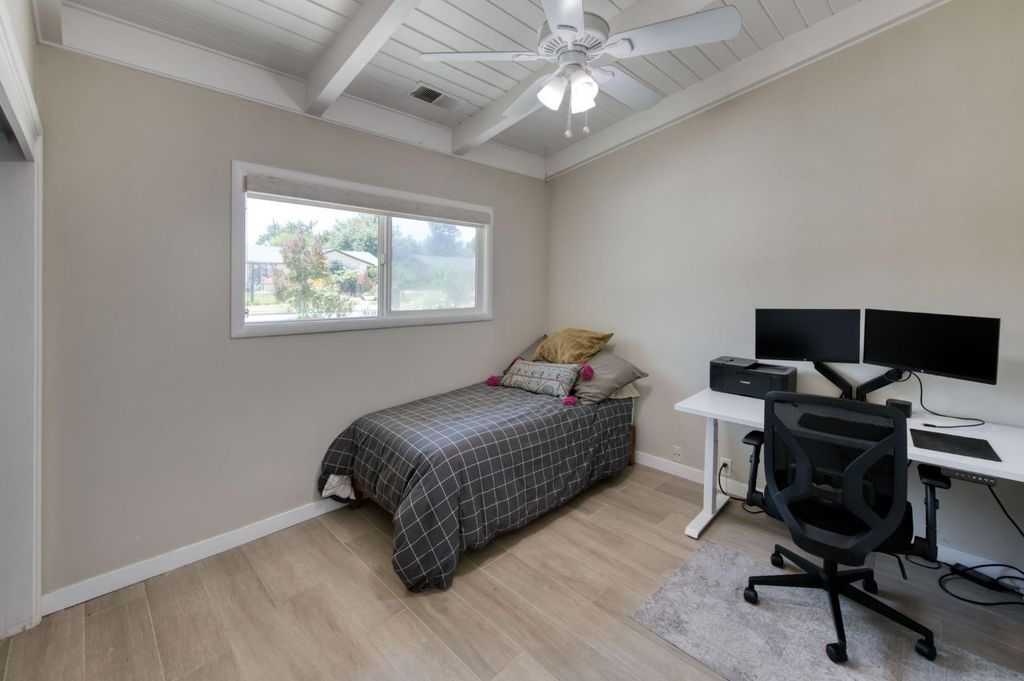 Image 32 of property listing at 1506 W Browning Avenue, Fresno, CA 93711