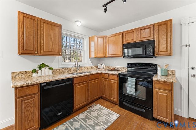 2010 Uleta Rd, Powhatan, VA 23139