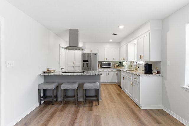 403 Kensington Dr., Hattiesburg, MS 39402