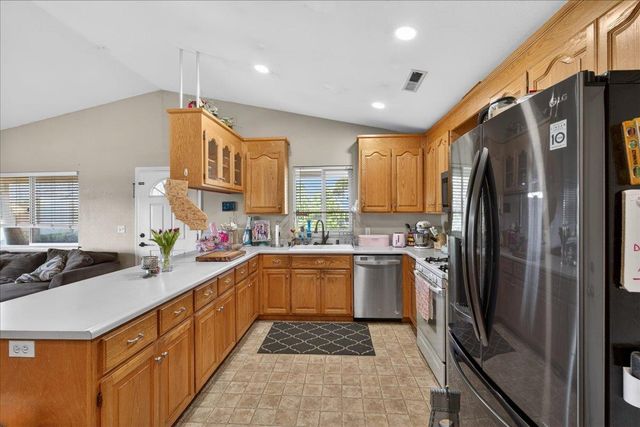 18960 Nugget Way, Plymouth, CA 95669