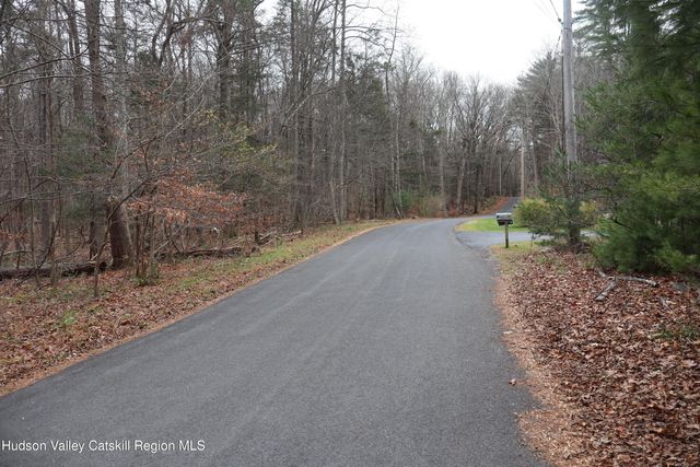 11 Carey Road, West Park, NY 12493