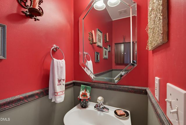 8901 Castleton Lane, Raleigh, NC 27615
