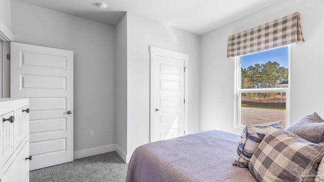 2921 Ironweed Cir, Cantonment, FL 32533