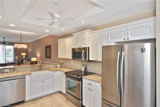 8099 Queen Palm LN 212, Fort Myers, FL 33966