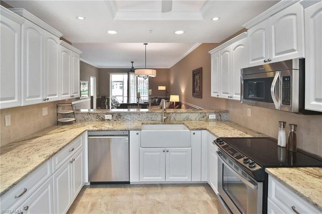 8099 Queen Palm LN 212, Fort Myers, FL 33966