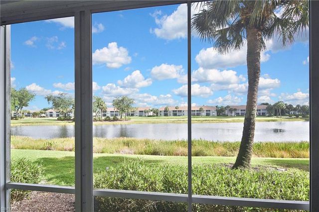 8099 Queen Palm LN 212, Fort Myers, FL 33966