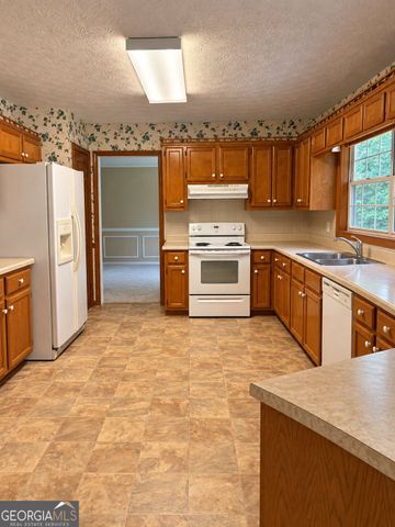 3420 Coles Creek Drive, Buford, GA 30519