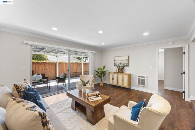 5582 Jonathan Dr, Newark, CA 94560
