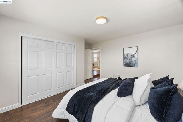 5582 Jonathan Dr, Newark, CA 94560