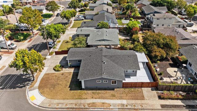 5582 Jonathan Dr, Newark, CA 94560
