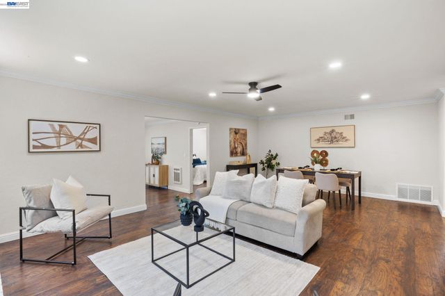 5582 Jonathan Dr, Newark, CA 94560