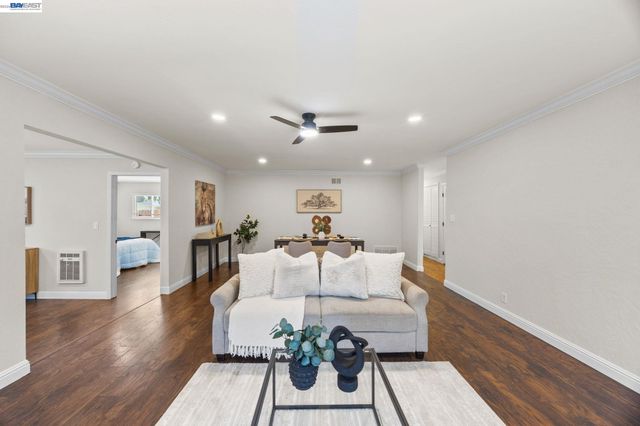 5582 Jonathan Dr, Newark, CA 94560