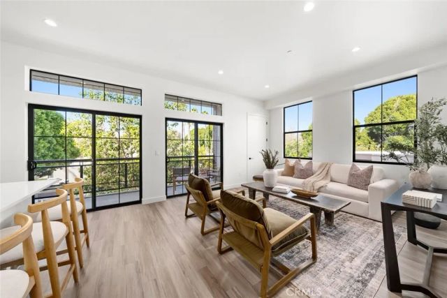 581 Higuera Street 204, San Luis Obispo, CA 93401