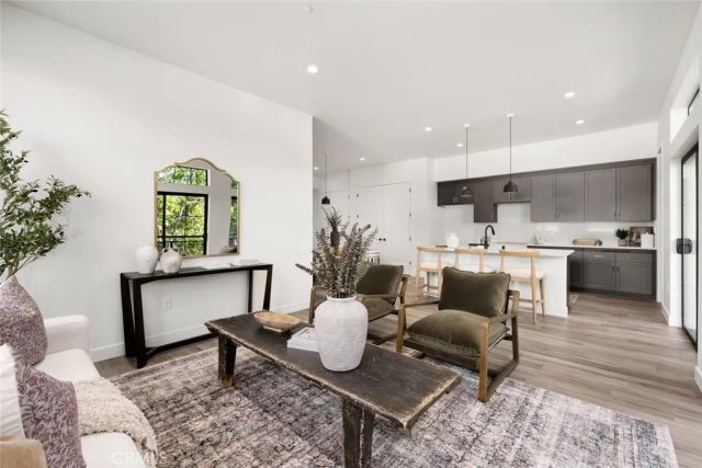 581 Higuera Street 204, San Luis Obispo, CA 93401