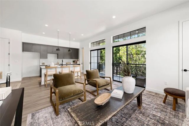581 Higuera Street 204, San Luis Obispo, CA 93401