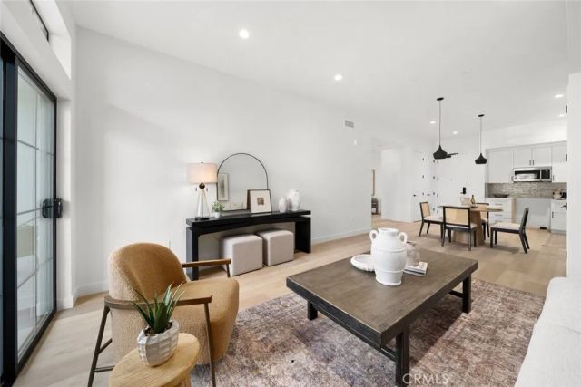 581 Higuera Street 204, San Luis Obispo, CA 93401