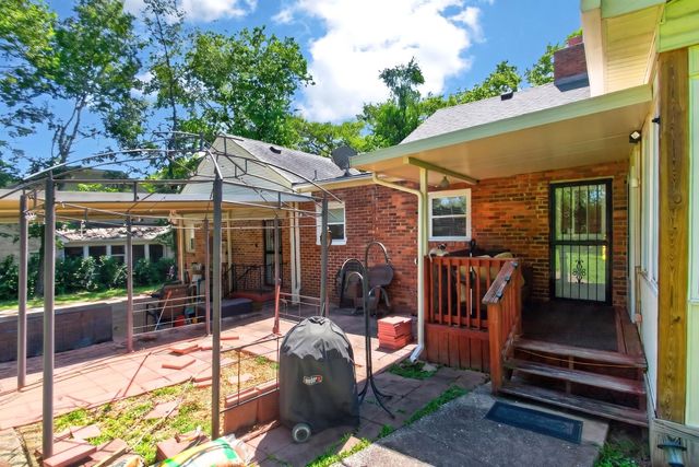 3304 Lealand Lane, Nashville, TN 37204