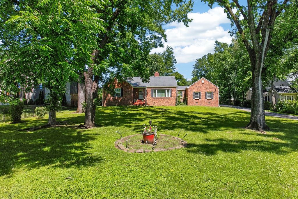 3304 Lealand Lane, Nashville, TN 37204