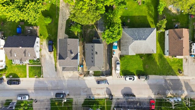 424 Titsworth Court, Aurora, IL 60505
