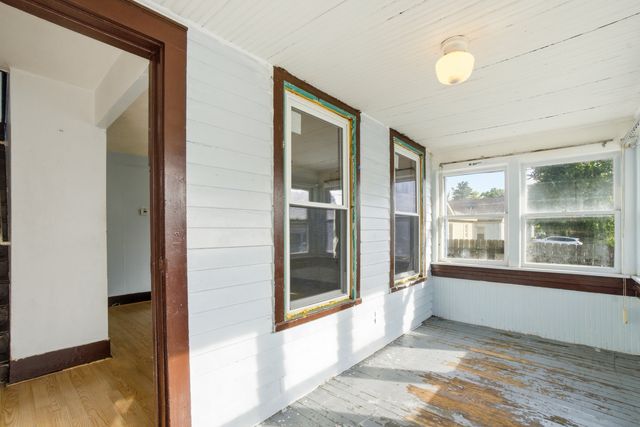 424 Titsworth Court, Aurora, IL 60505
